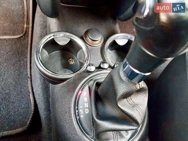 Хэтчбек MINI Cooper 2008 в Солотвине