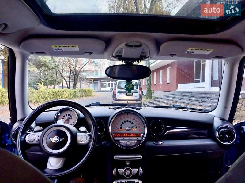 Хэтчбек MINI Cooper 2008 в Солотвине