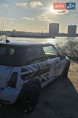 Хетчбек MINI Cooper 2006 в Києві
