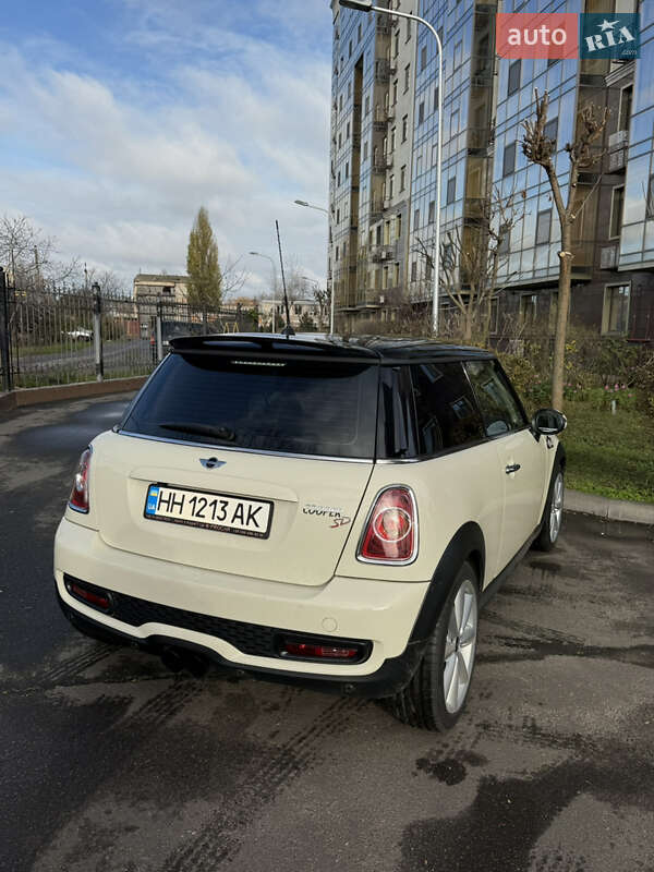 Хетчбек MINI Cooper 2013 в Одесі фото 9 Хетчбек MINI Cooper 2013 в Одесі