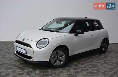 Хетчбек MINI Cooper 2024 в Києві