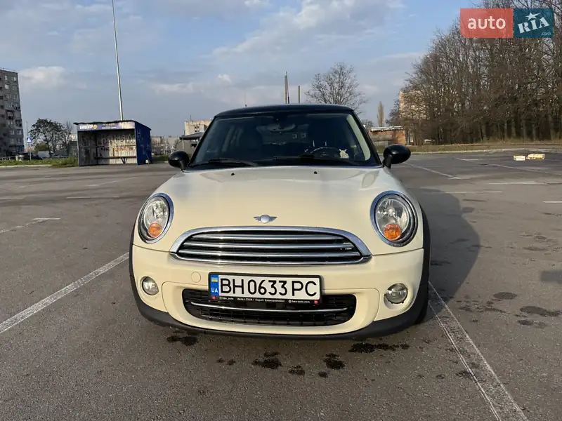 MINI Cooper 2012