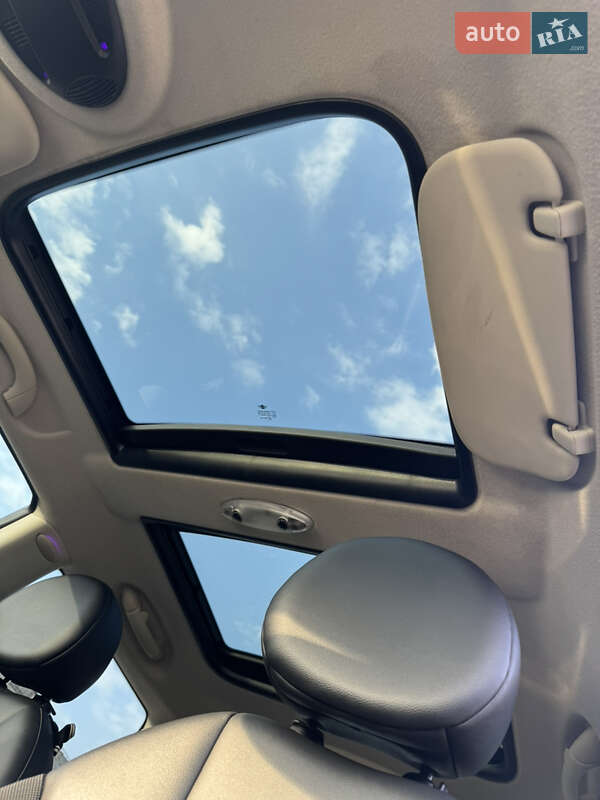 Хэтчбек MINI Cooper 2012 в Кропивницком фото 15 Хэтчбек MINI Cooper 2012 в Кропивницком