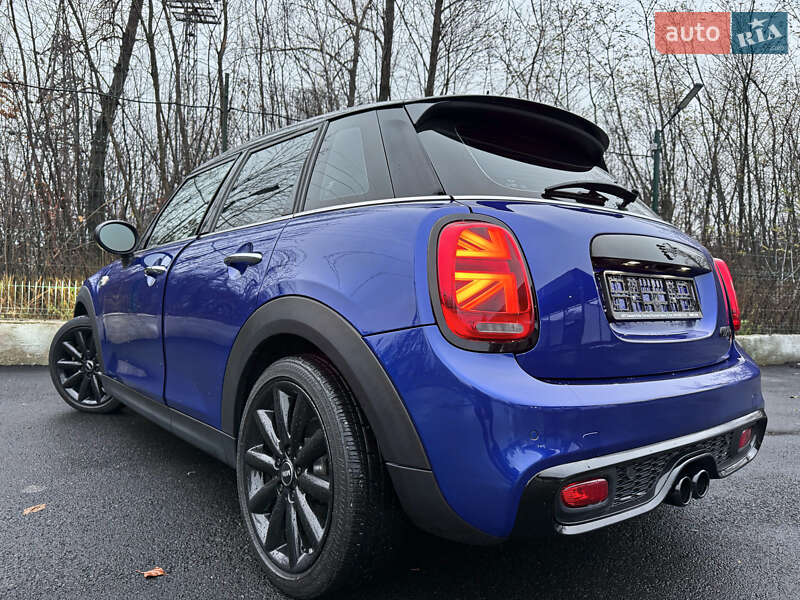 Хэтчбек MINI Cooper 2020 в Киеве