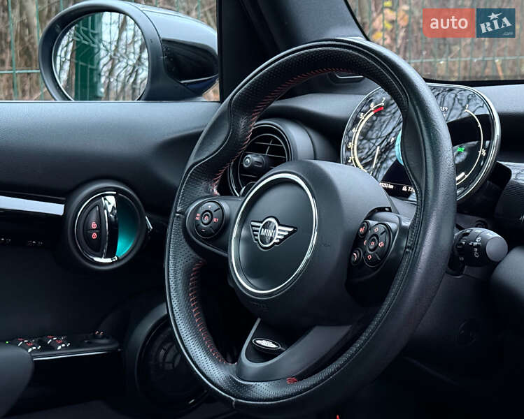 Хэтчбек MINI Cooper 2020 в Киеве