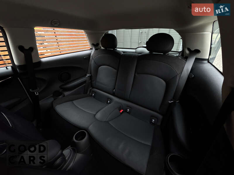 Хэтчбек MINI Cooper 2021 в Одессе