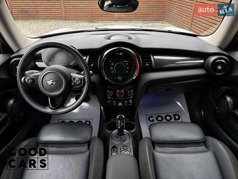 Хэтчбек MINI Cooper 2021 в Одессе