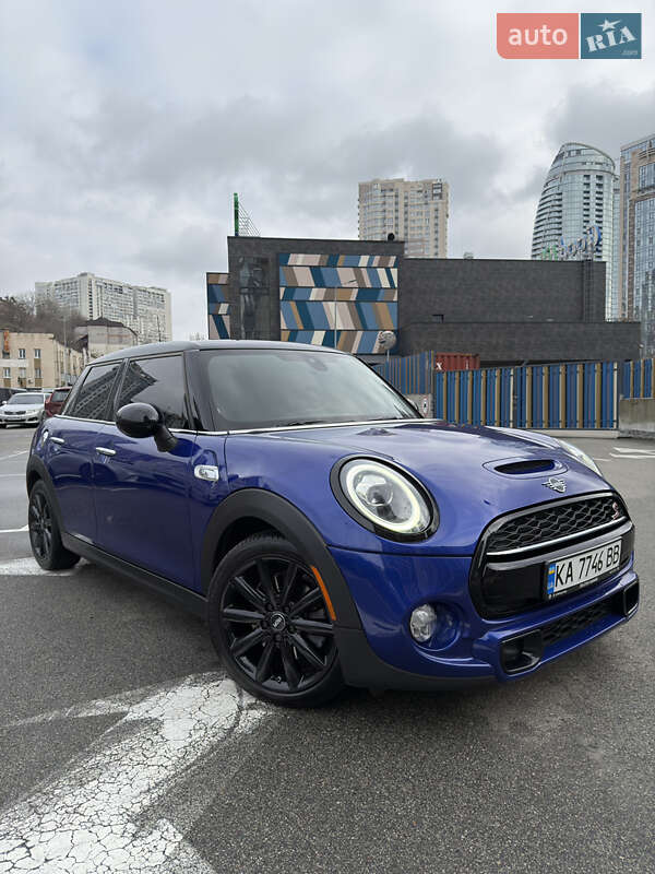 MINI Cooper 2018