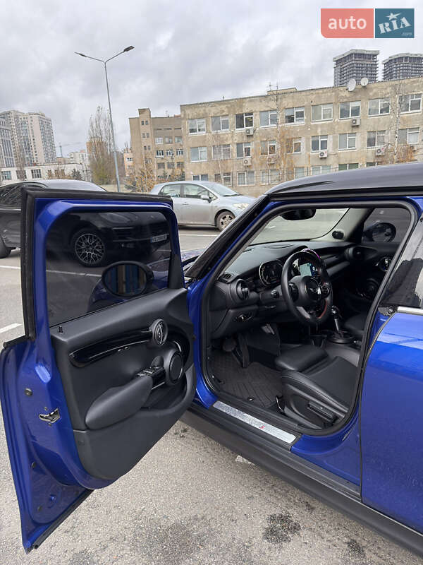 Хэтчбек MINI Cooper 2018 в Киеве фото 7 Хэтчбек MINI Cooper 2018 в Киеве