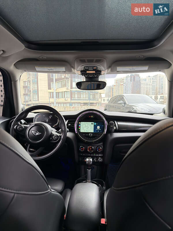 Хэтчбек MINI Cooper 2018 в Киеве фото 12 Хэтчбек MINI Cooper 2018 в Киеве