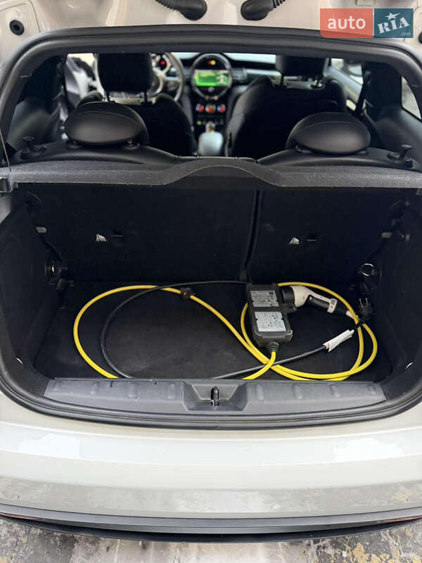 Хетчбек MINI Cooper 2020 в Львові фото 25 Хетчбек MINI Cooper 2020 в Львові