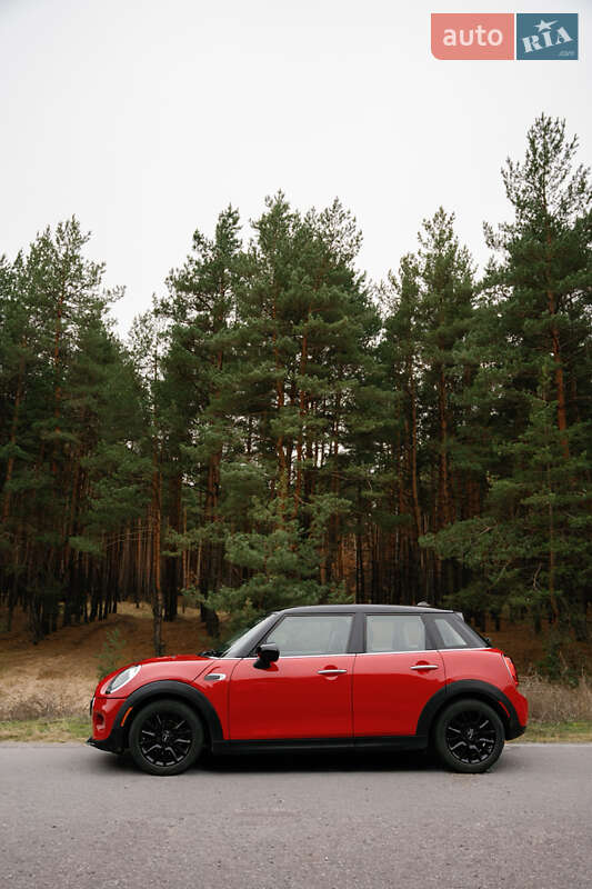 Хэтчбек MINI Cooper 2021 в Кременчуге фото 13 Хэтчбек MINI Cooper 2021 в Кременчуге