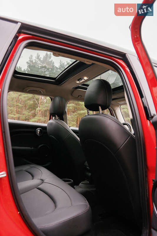 Хэтчбек MINI Cooper 2021 в Кременчуге фото 18 Хэтчбек MINI Cooper 2021 в Кременчуге