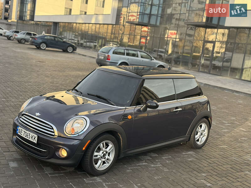 Хэтчбек MINI Cooper 2013 в Днепре
