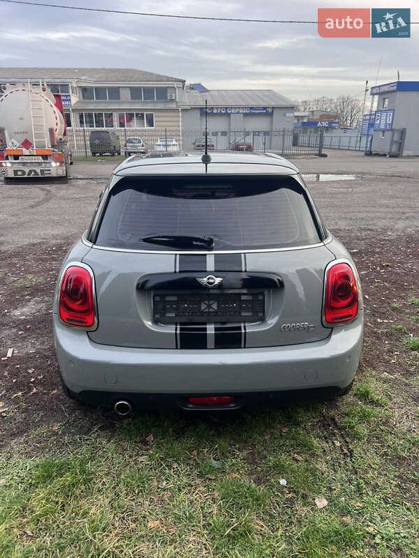 Хетчбек MINI Cooper 2016 в Броварах фото 7 Хетчбек MINI Cooper 2016 в Броварах