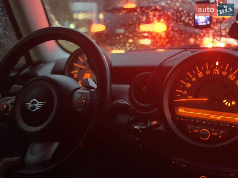 Хэтчбек MINI Cooper 2008 в Киеве