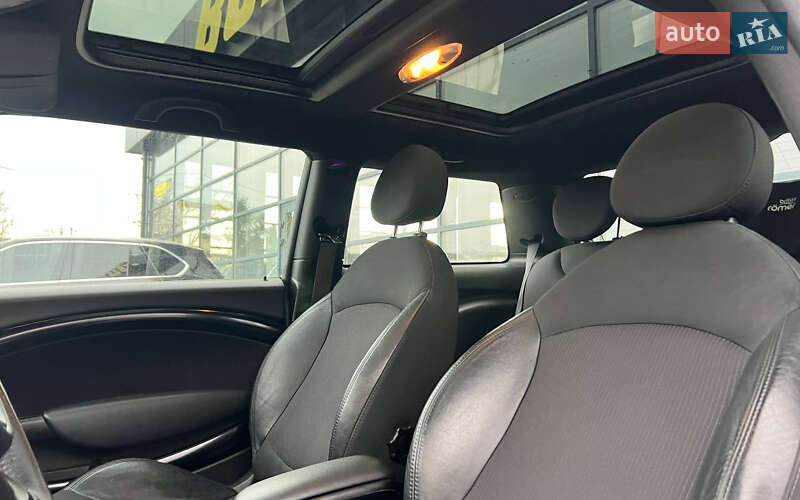 Хэтчбек MINI Cooper 2013 в Ивано-Франковске