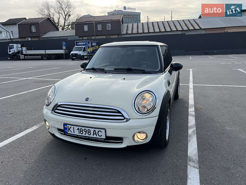 Хэтчбек MINI Cooper 2007 в Киеве