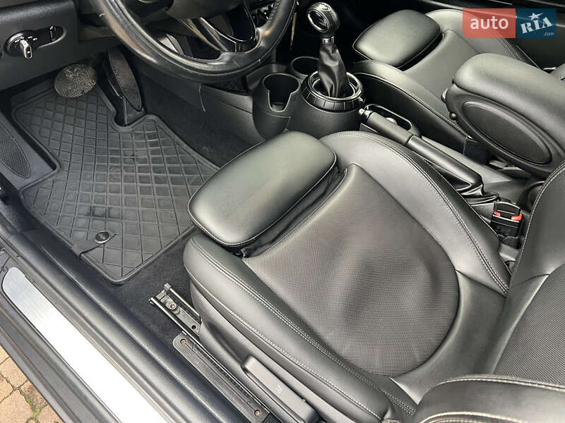 Хэтчбек MINI Cooper 2015 в Киеве