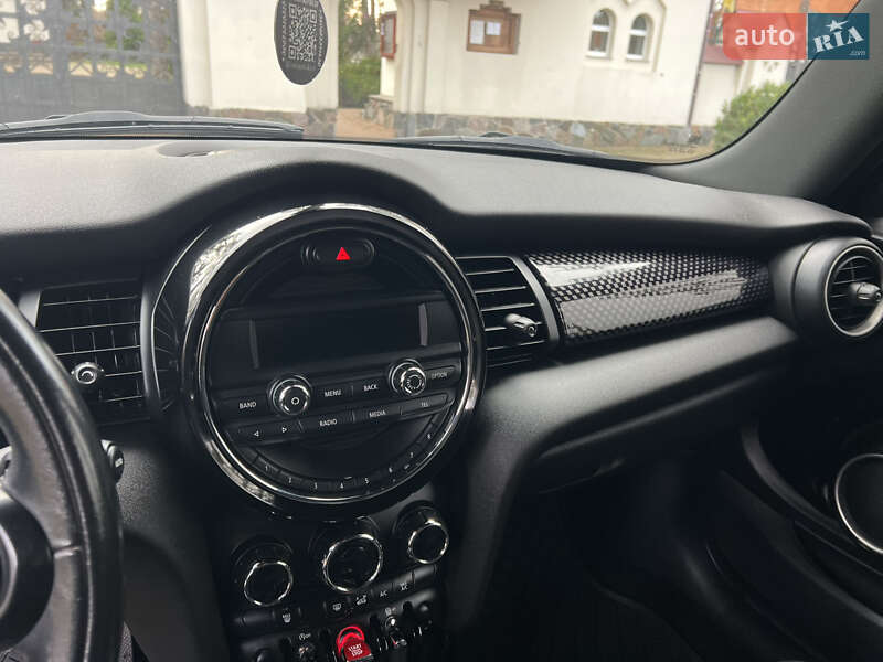 Хэтчбек MINI Cooper 2015 в Киеве