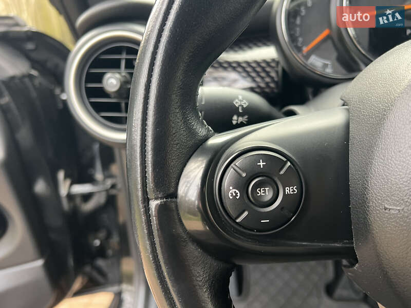 Хэтчбек MINI Cooper 2015 в Киеве