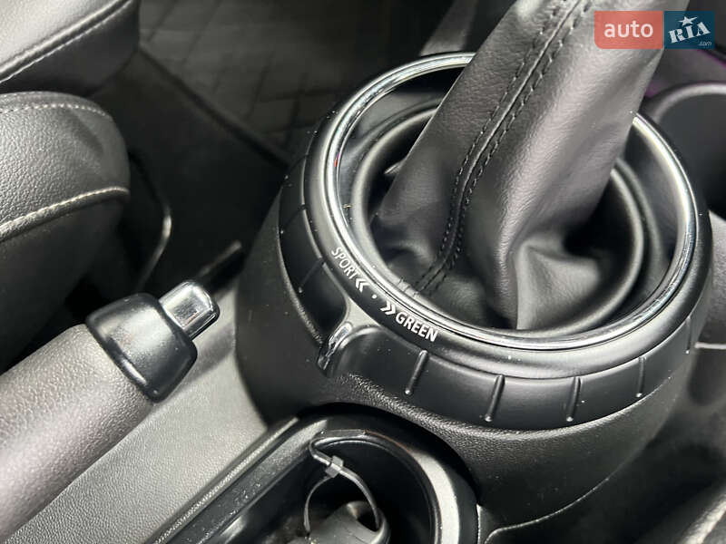 Хэтчбек MINI Cooper 2015 в Киеве