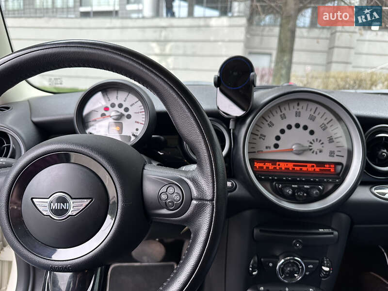 Хэтчбек MINI Cooper 2012 в Киеве