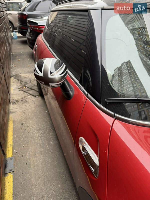 Хэтчбек MINI Cooper 2015 в Киеве