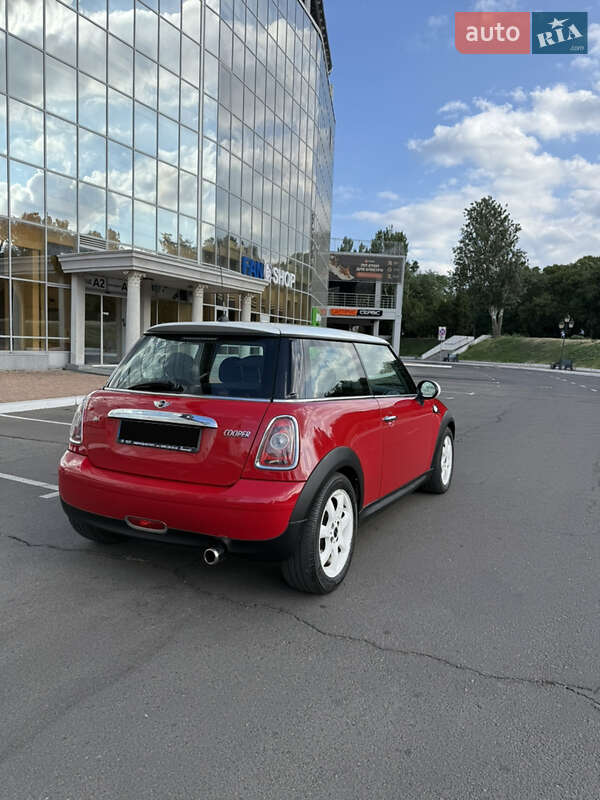 Хетчбек MINI Cooper 2010 в Одесі