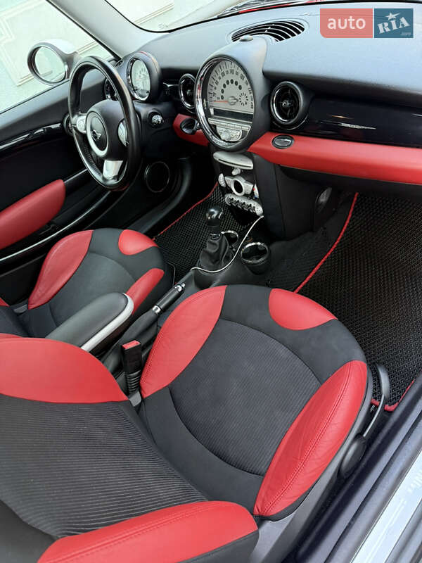 Хетчбек MINI Cooper 2010 в Одесі