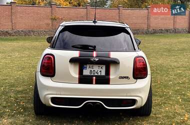 Хэтчбек MINI Cooper 2016 в Днепре