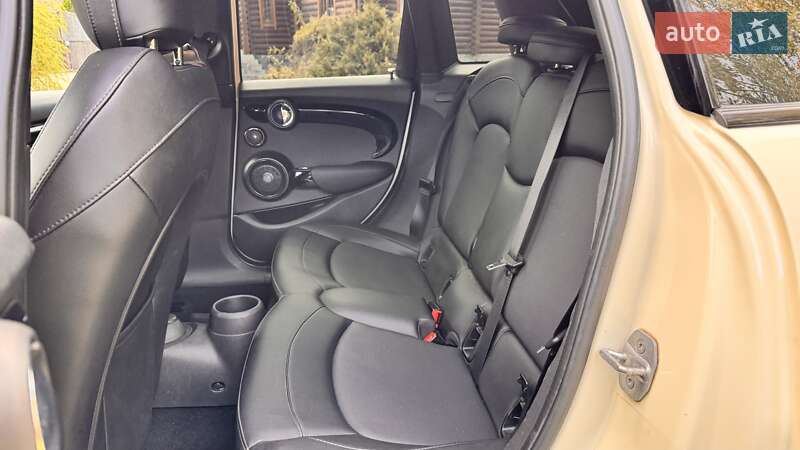 Хетчбек MINI Cooper 2016 в Дніпрі фото 15 Хетчбек MINI Cooper 2016 в Дніпрі