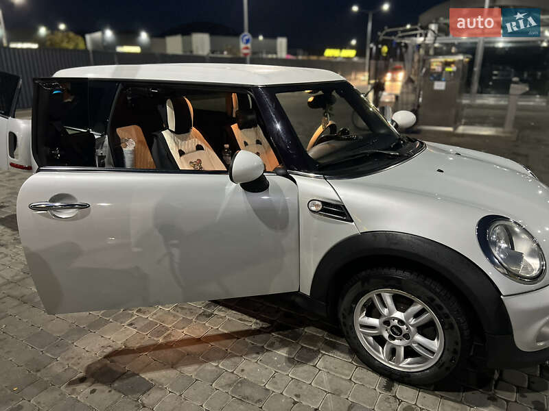 Хэтчбек MINI Cooper 2013 в Мукачево фото 2 Хэтчбек MINI Cooper 2013 в Мукачево
