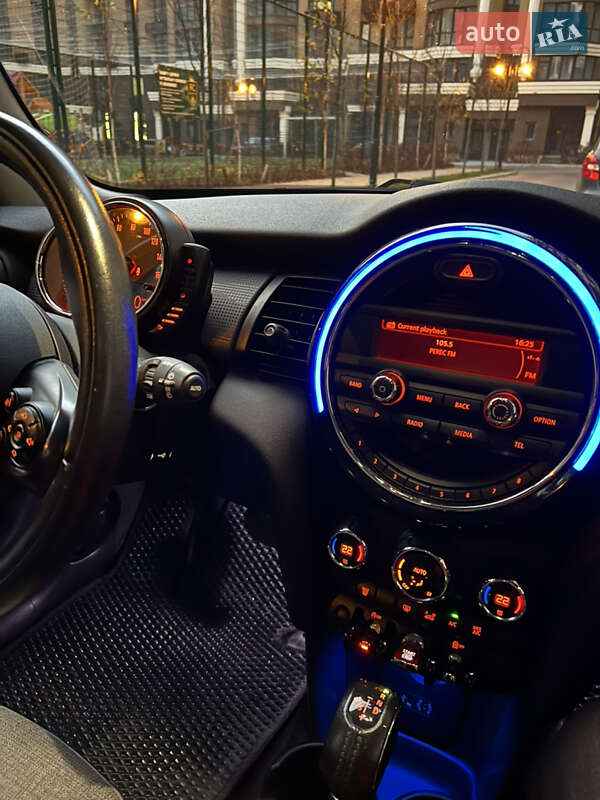 Хетчбек MINI Cooper 2014 в Києві