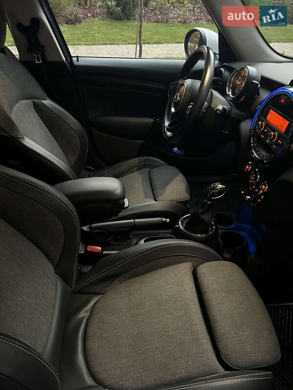 Хетчбек MINI Cooper 2014 в Києві