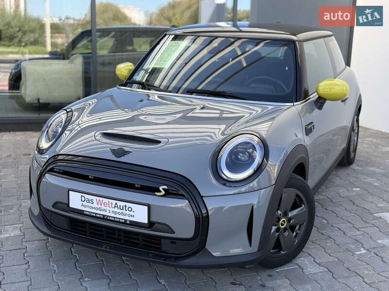 Хэтчбек MINI Cooper 2022 в Хмельницком
