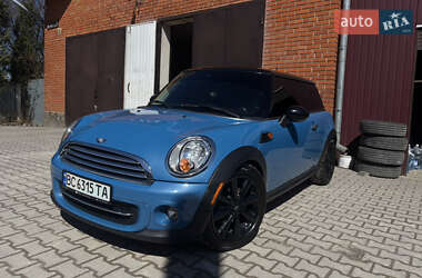 Хэтчбек MINI Cooper 2012 в Львове