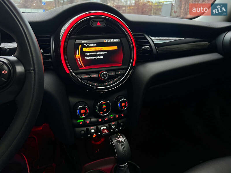 Хетчбек MINI Cooper 2019 в Києві фото 17 Хетчбек MINI Cooper 2019 в Києві