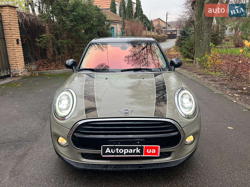 Хетчбек MINI Cooper 2019 в Києві фото 2 Хетчбек MINI Cooper 2019 в Києві