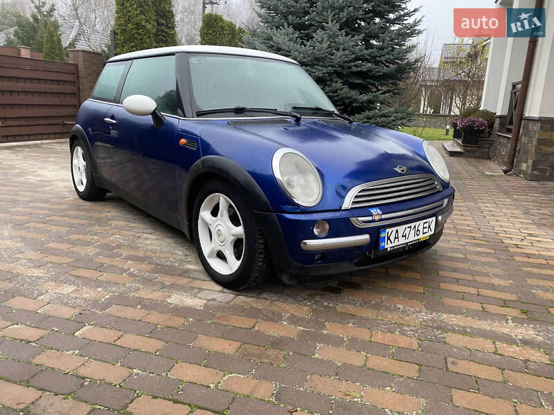 Хетчбек MINI Cooper 2003 в Києві фото 2 Хетчбек MINI Cooper 2003 в Києві