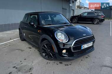 Хэтчбек MINI Cooper 2015 в Львове