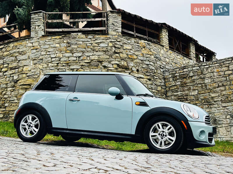 Хэтчбек MINI Cooper 2013 в Каменец-Подольском