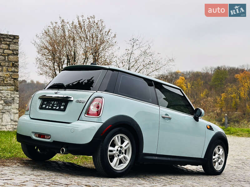 Хэтчбек MINI Cooper 2013 в Каменец-Подольском