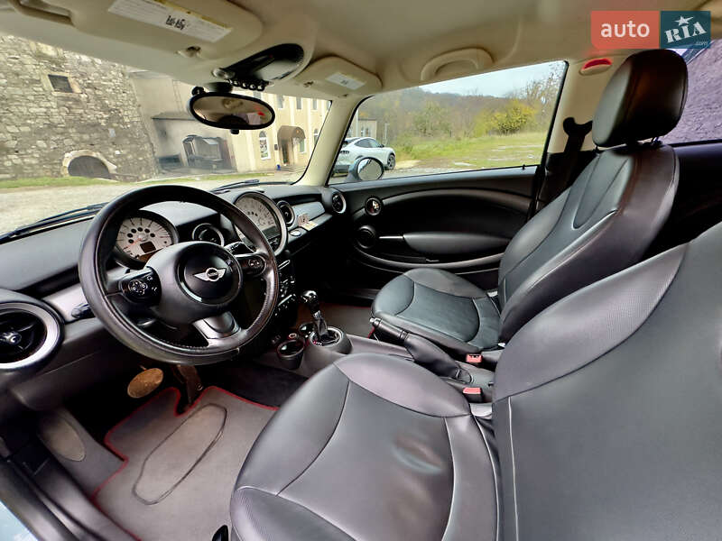 Хэтчбек MINI Cooper 2013 в Каменец-Подольском