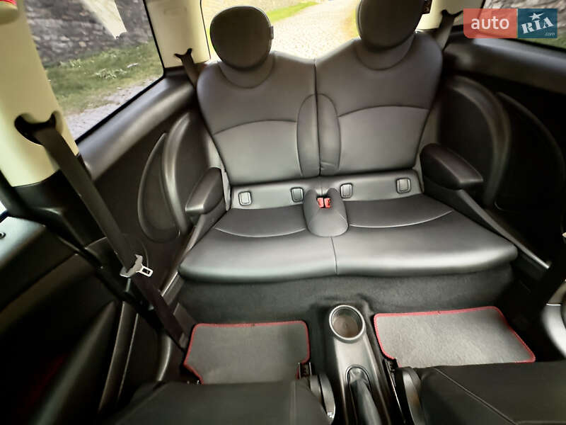 Хэтчбек MINI Cooper 2013 в Каменец-Подольском