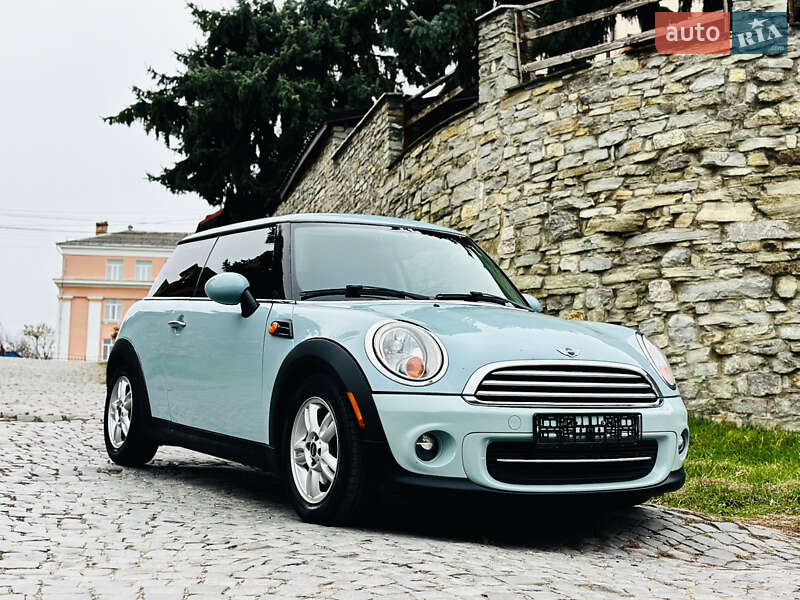Хэтчбек MINI Cooper 2013 в Каменец-Подольском