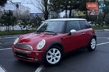 Хэтчбек MINI Cooper 2005 в Одессе