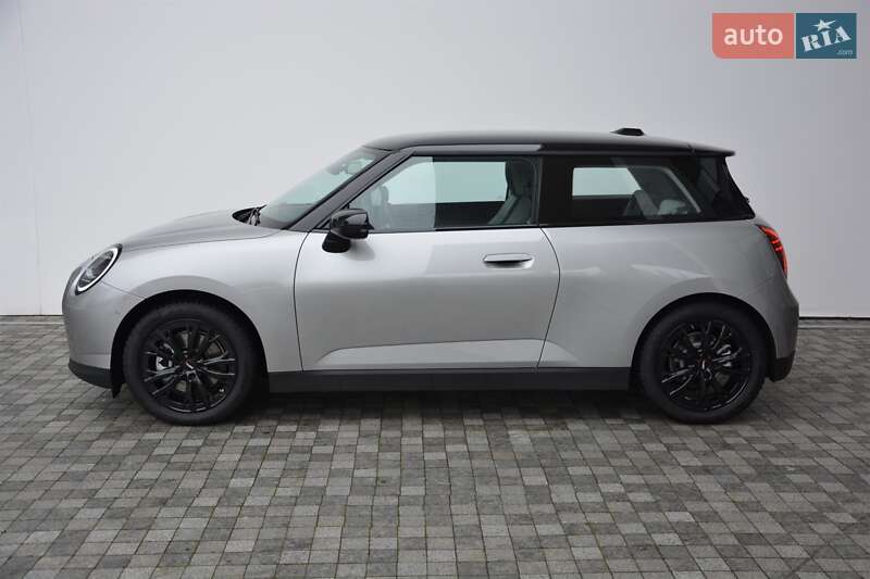 Хетчбек MINI Cooper 2024 в Києві фото 2 Хетчбек MINI Cooper 2024 в Києві