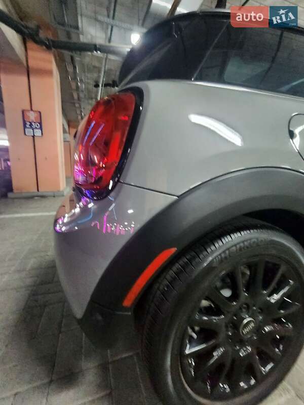 Хетчбек MINI Cooper 2019 в Києві фото 18 Хетчбек MINI Cooper 2019 в Києві