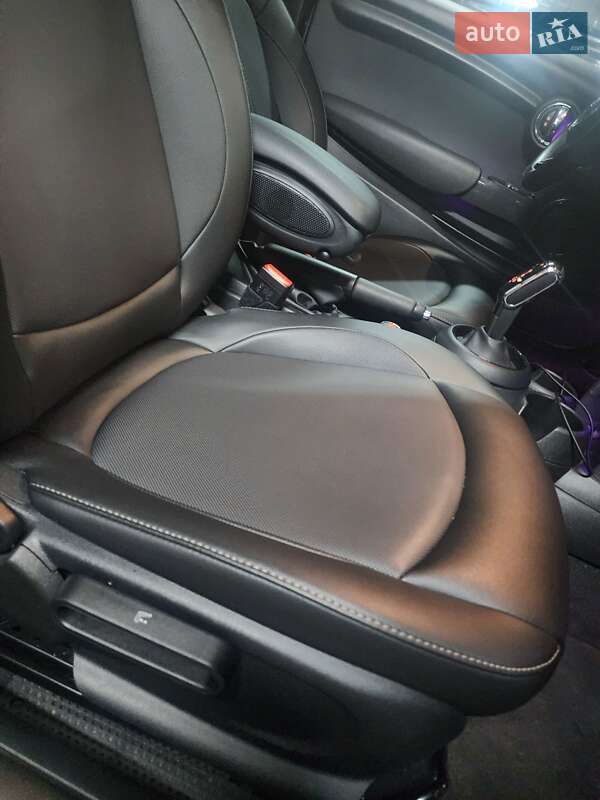 Хетчбек MINI Cooper 2019 в Києві фото 24 Хетчбек MINI Cooper 2019 в Києві